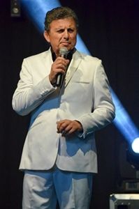 chayat raymond